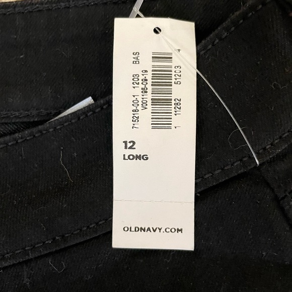 High-Waisted  Black Super-Skinny Jeans - Picture 10 of 12